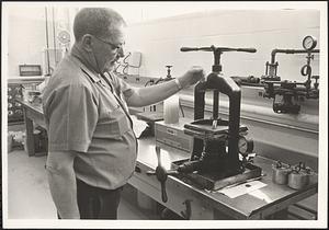 Modern Hand Papermaking, Pioneer Lab