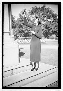 Models posing, Boston Common