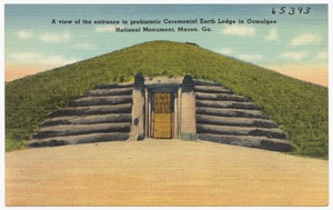 A view of the entrance to prehistoric Ceremonial Earth Lodge in Ocmulgee National Monument, Macon, Ga.