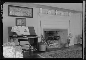 Pickering House, Salem, interior