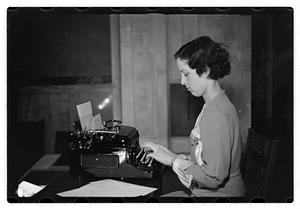 Miss Mabel Goguem typewriter demonstration