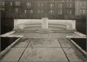 Oliver Wendell Holmes memorial sundial. Esplanade