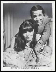 A Smart Family is introduced on "Get Smart," including Don Adams, Barbara Feldon and the new twins. George Burns and Jimmy Durante recalls the golden days of vaudeville in a salute to New York City