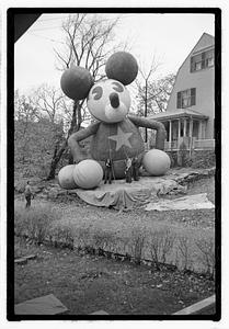 Giant Mickey Mouse character balloon