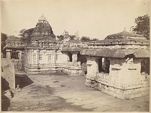 General view of the Virupaksha Temple, Pattadakal