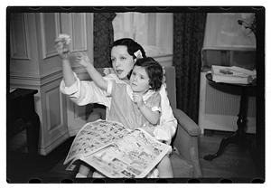 Bebe Daniels and family