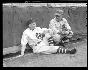 Bees manager Casey Stengel with Pirates manager Frankie Frisch