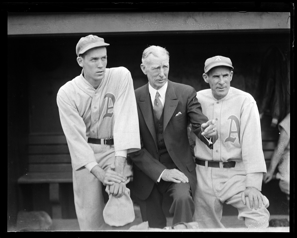 Connie Mack with sons Earle (R) and Connie Jr.