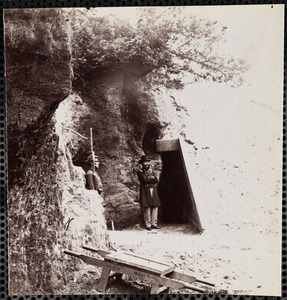 Cornwallis Cave Used as Magazine by Confederates [Yorktown]