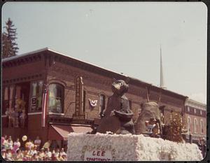 Lee Bicentennial Parade