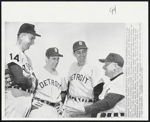 Big Greeting for Wickersham -- Detroit Tiger manager Charlie Dressen, right, reaches out to greet Dave Wickersham, left, Detroit's leading pitcher last season with nineteen victories, as the big right hander reported to club's early camp in Lakeland today. Yesterday it was Ed Rakow, second from left, reporting is early and Wednesday Hand Aguirre began his training. The trio did not have to start until next Thursday when the regular spring training season begins.