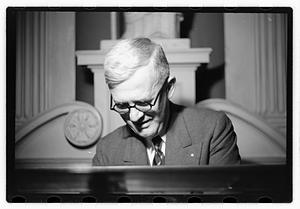 R Franz Reissmann