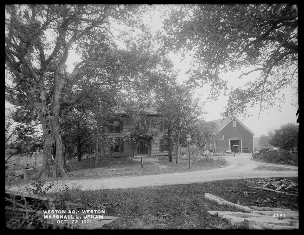 Weston Aqueduct, Marshall L. Upham's house and barn, on easterly side of Ash Street, Weston, Mass., Oct. 22, 1901