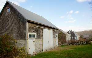 Ganz - Holly Holm - Barn and Buildings