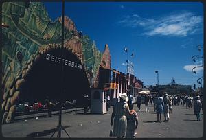Entrance to Geisterbahn ride at Royal American carnival