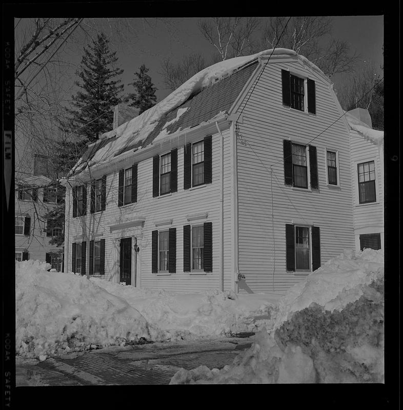 Snow scenes, High Street