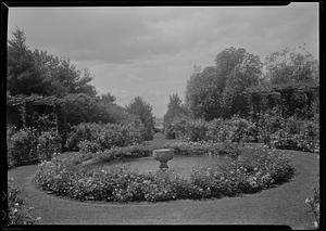 Rose garden of Mrs. R. T. Crane, west from pergola entrance