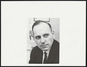 Robert C. Achorn. Mgr. Editor Worcester Gazette