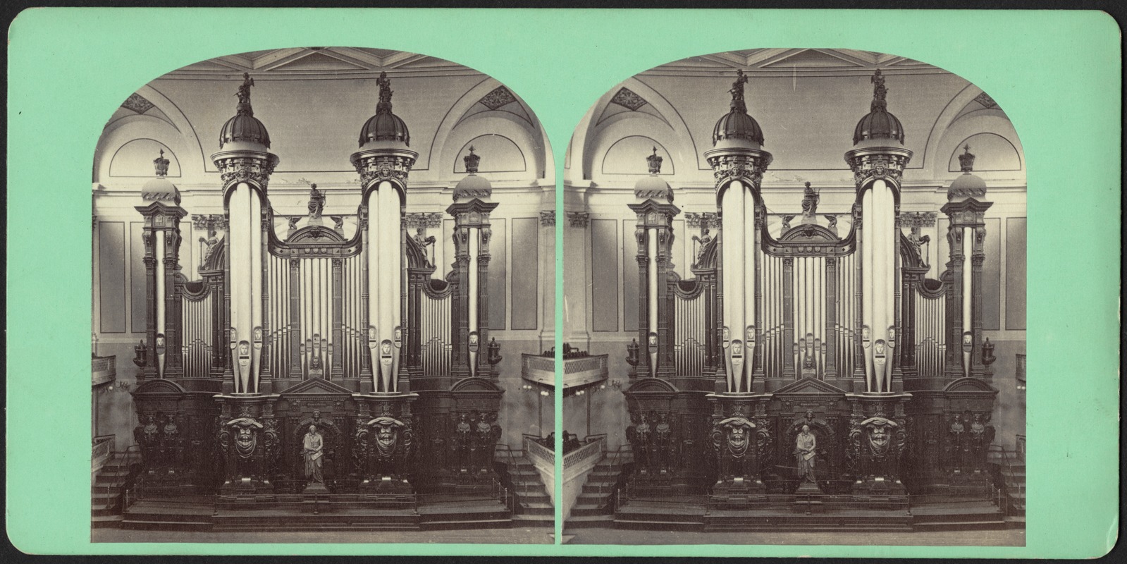 Music hall organ, Boston