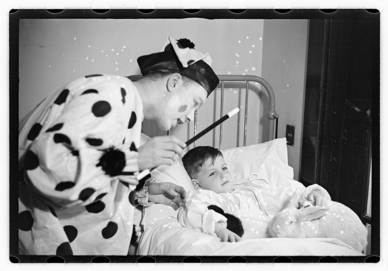 Harry W. Syer magician at Children's Hospital