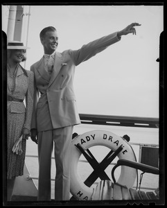 John and Anne Roosevelt returning from honeymoon