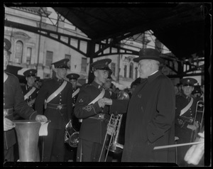 Rev. Cushing with Army band