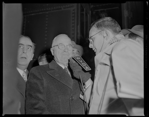 Harry S. Truman talking to WVDA journalist