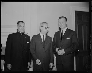 Arthur J. Goldberg, center, chats with Rev. Theodore M. Hesburgh, left, and Jack Lescoulie