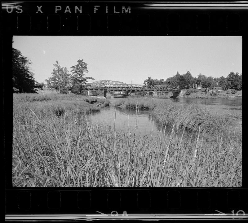 Merrimack River bridges