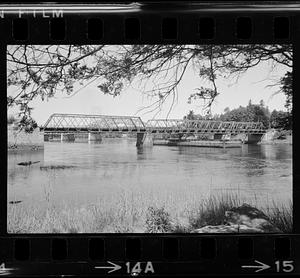 Merrimack River bridges