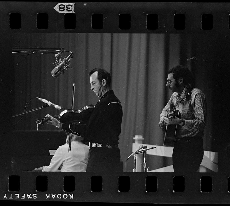 Marty Kohn accompanies Joe Gagney at Old-Time Fiddlers' Contest, Barre, Vermont