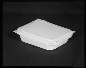 ORSA, 3/4 view of tray with cover on