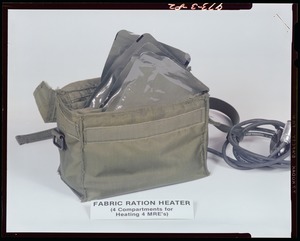 Fabric ration heater (4 compartments for heating 4 MRE's)