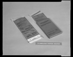 Flameless ration heater