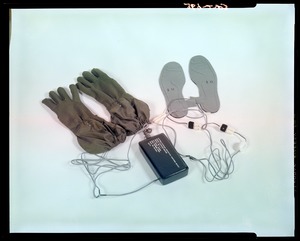 CEMEL, heated electrical air-crewmens gloves (experimental)