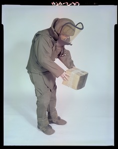 CEMEL, bomb disposile uniform
