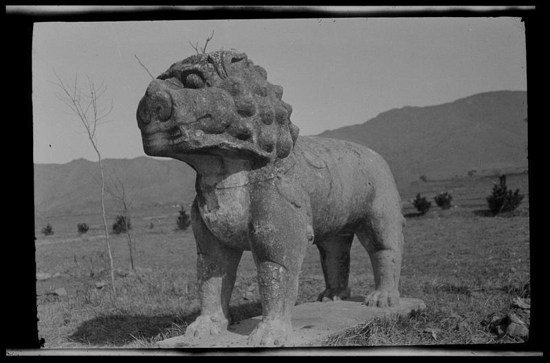 Close up of statue, Nanking, approach to Ming Tomb