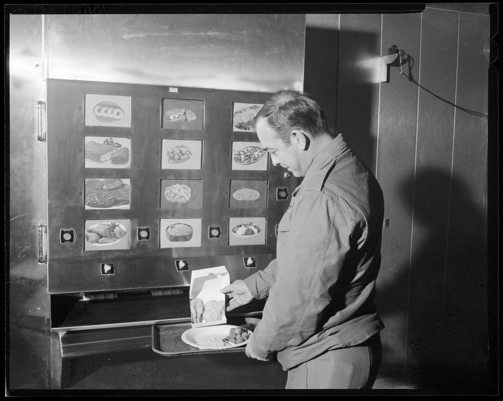 Vending machine w/Army sgt