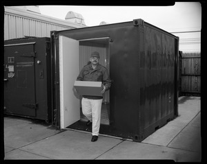 Food lab FEL, GI coming out of 8 x 8 x 10 refrigerated container