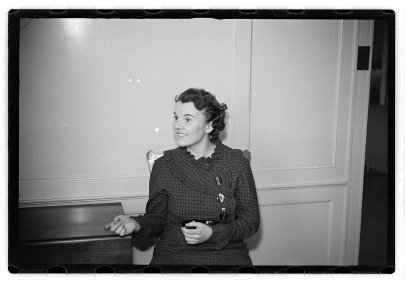 Miss Elizabeth Chagnon Jackson Coll.