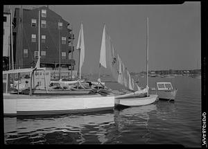 Marblehead, Graves' floats