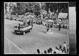 Parade for the 300th anniversary of the town of Natick