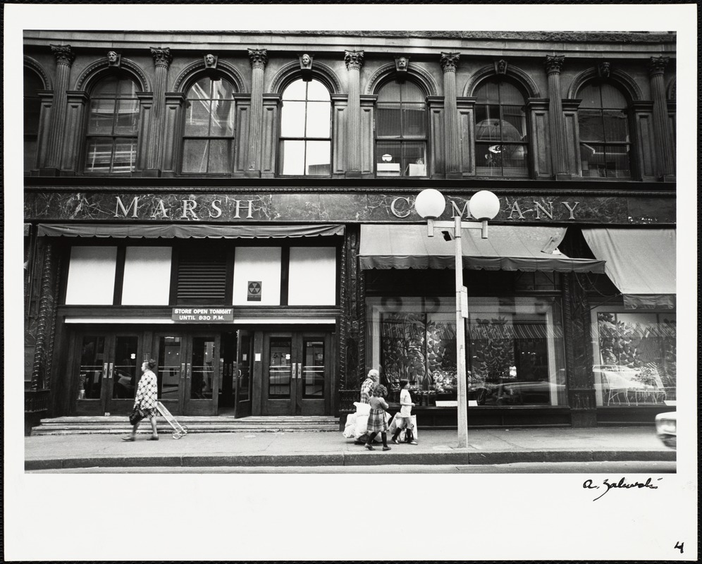 Old Jordan Marsh building, main entrance, first floor front, Washington Street