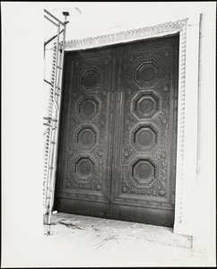 Bronze doors. New England Merchants Bank. State & Congress Streets