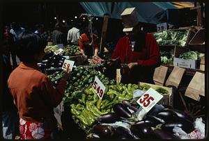 Outdoor Market at Haymarket Square