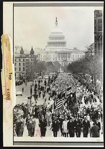 March for Victory stretches down Pennsylvania Ave.