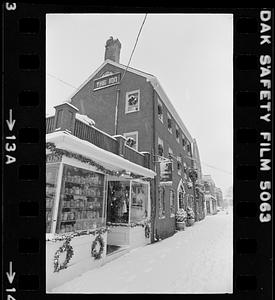 Snow scenes Market Sq.