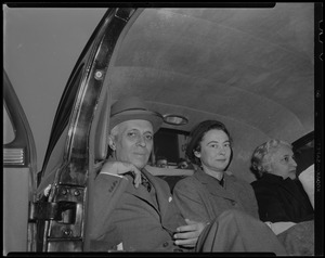 Jawaharlal Nehru, Margaret Clapp, and Vijaya Lakshmi Pandit seated in vehicle
