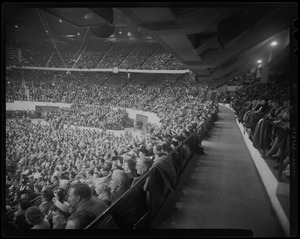 Crowd during revival service with Billy Graham