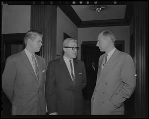 Carter Gore, atty. Melvin Belli, Prof. Robert Keeton (l. to r.) -- West Coast lawyer arrives here for speech at Harvard Law School